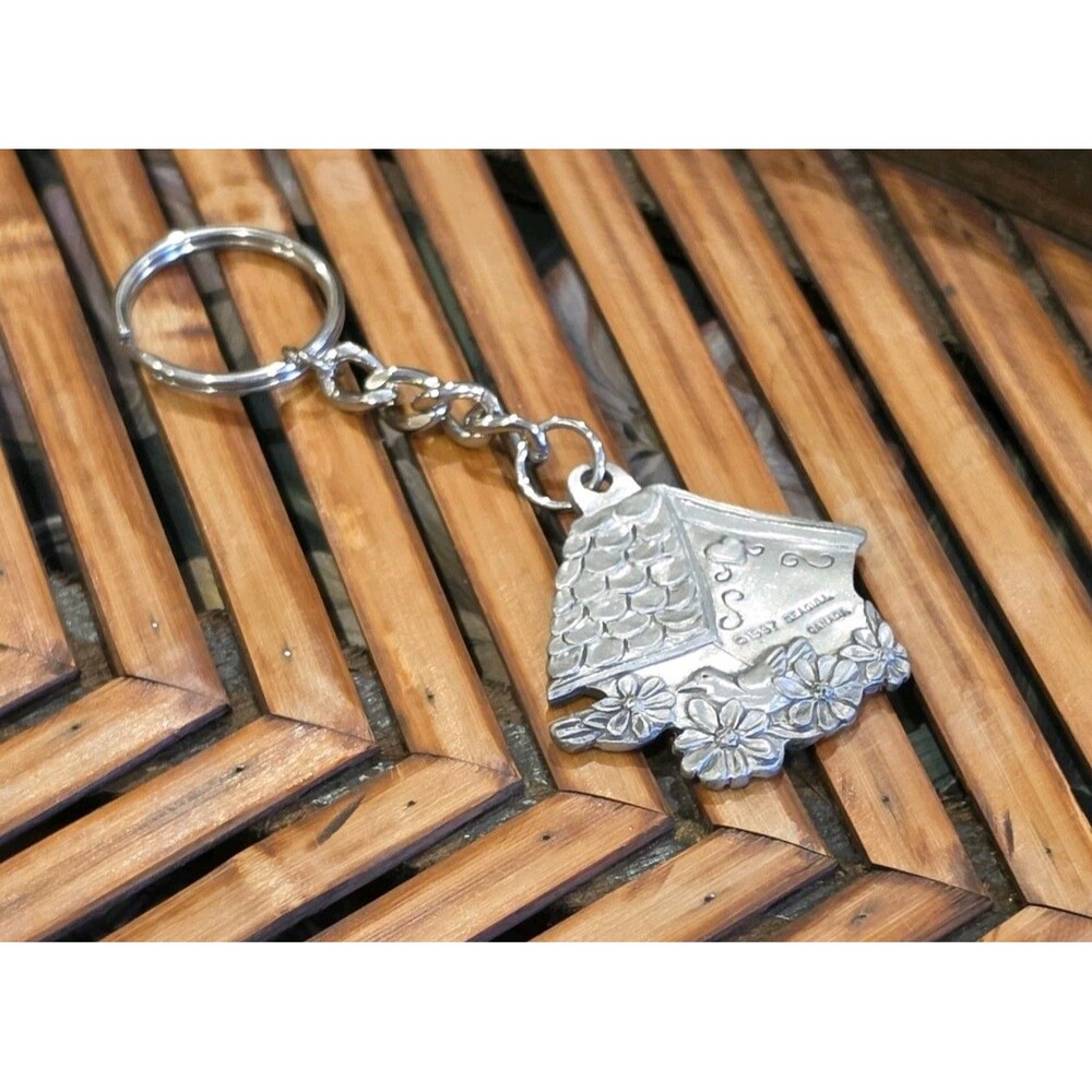 Vintage Pewter Signed Seagull Canada 1997 Birds & Birdhouse Keychain